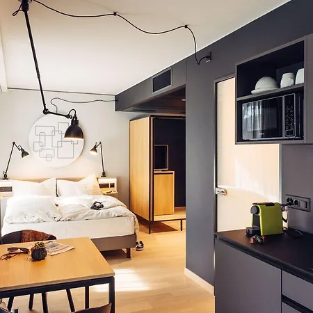 Harry's Bern ホテル 4*